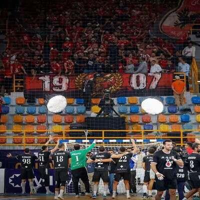 news photo